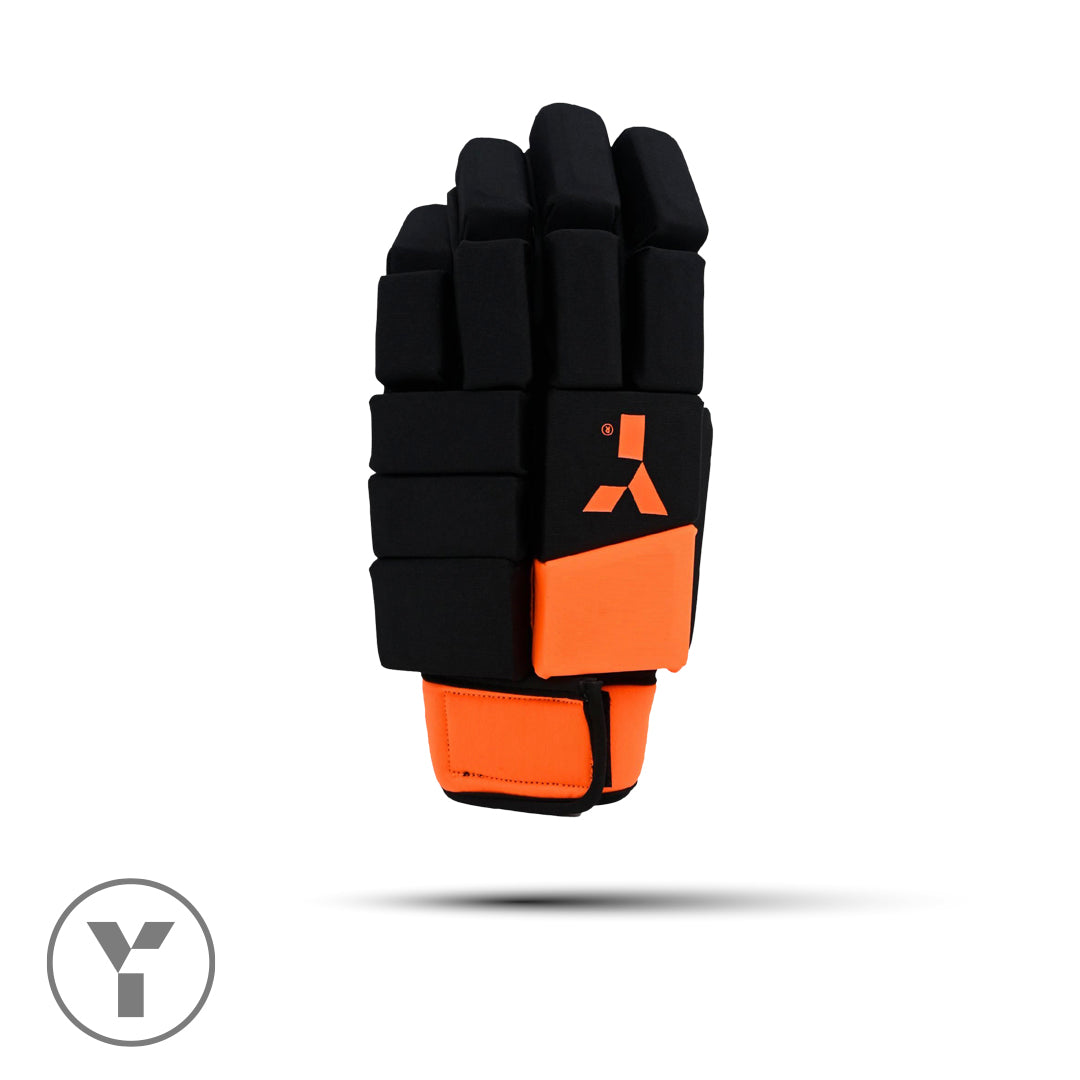 Y1 Indoor Glove Bloc