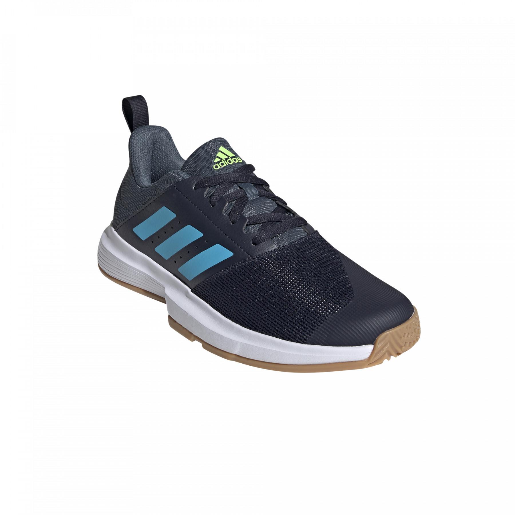 Adidas Essence indoor