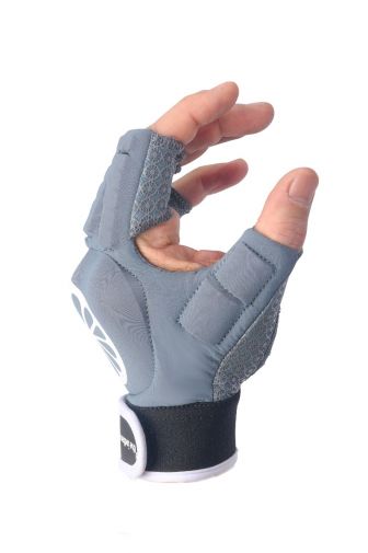 The Indian Maharajah Shell Half Finger Glove
